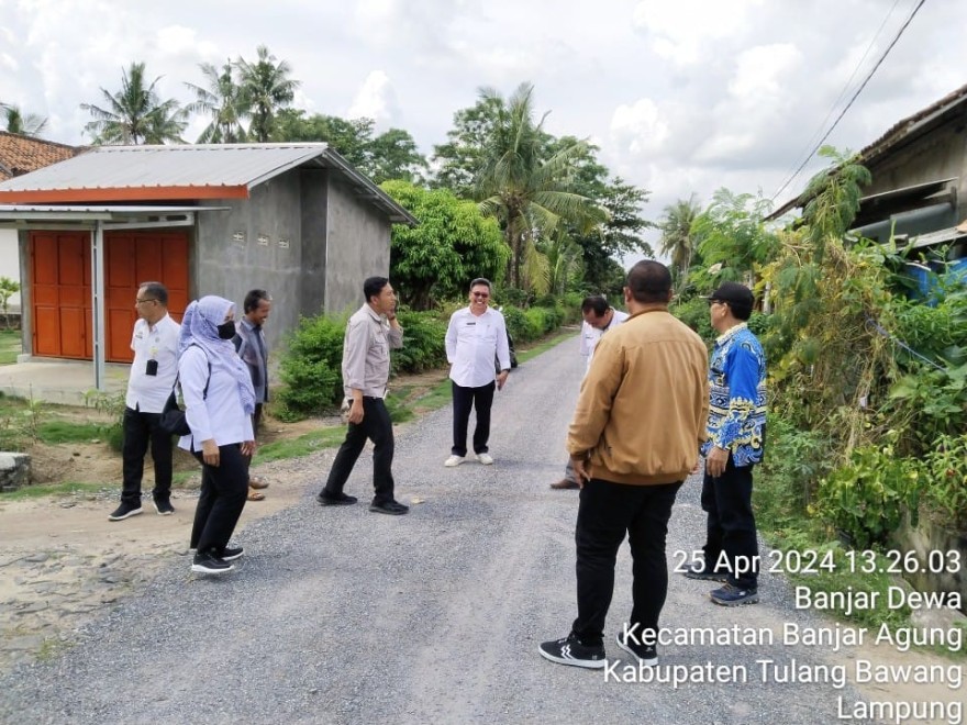 Kegiatan Monitoring Pelaksanaan Anggaran Dana Desa Oleh Kecamatan di Kampung Banjar Dewa